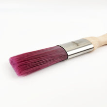 Cargar imagen en el visor de la galería, 1&quot; Flat Paint Couture Synthetic Paint Brush

