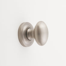 Cargar imagen en el visor de la galería, Alexander Solid Brass Cabinet Knob - 1.5 Inch
