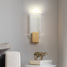 Carregar imagem no visualizador da galeria, Ribbed Crystal Wall Sconce
