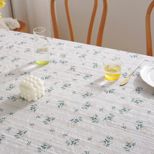 Carregar imagem no visualizador da galeria, Floral Table Cloth
