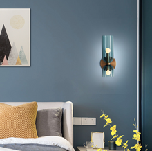 Carregar imagem no visualizador da galeria, Magic In Milan Wall Sconce
