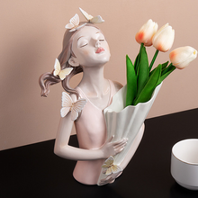 Carregar imagem no visualizador da galeria, Beautiful Girl Flower Vase
