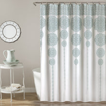 Cargar imagen en el visor de la galería, Stripe Medallion Shower Curtain
