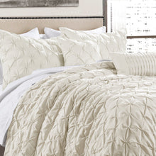 Cargar imagen en el visor de la galería, Ravello Pintuck 5 Piece Comforter Set
