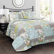 Load image into Gallery viewer, Roesser Quilt 3 Piece Set
