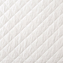 Cargar imagen en el visor de la galería, Ava Diamond Oversized Cotton Quilt Set
