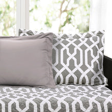 Cargar imagen en el visor de la galería, Edward Trellis 6 Piece Daybed Cover Set
