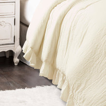 Load image into Gallery viewer, Reyna 3 Piece Comforter Set
