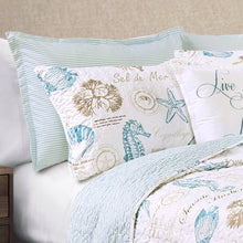 Cargar imagen en el visor de la galería, Harbor Life Reversible Quilt Set
