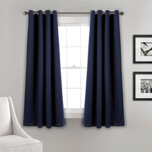 Cargar imagen en el visor de la galería, Insulated Grommet Blackout Window Curtain Panel Set
