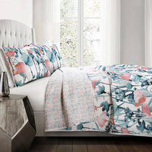 Carregar imagem no visualizador da galeria, Zuri Flora Quilt 3 Piece Set
