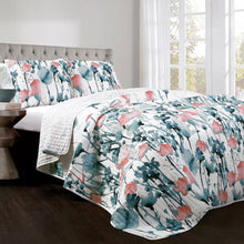 Carregar imagem no visualizador da galeria, Zuri Flora Quilt 3 Piece Set
