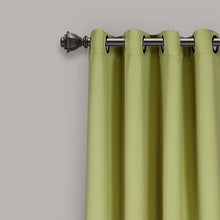 Carregar imagem no visualizador da galeria, Insulated Grommet Blackout Window Curtain Panel Set
