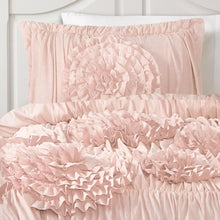 Cargar imagen en el visor de la galería, Serena Comforter Set Back To Campus Dorm Room Bedding
