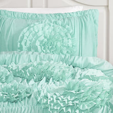 Cargar imagen en el visor de la galería, Serena Comforter Set Back To Campus Dorm Room Bedding
