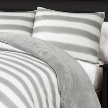 Cargar imagen en el visor de la galería, Plush Stripe Comforter Set Back To Campus Dorm Room Bedding
