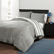 Cargar imagen en el visor de la galería, Plush Stripe Comforter Set Back To Campus Dorm Room Bedding
