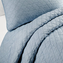 Cargar imagen en el visor de la galería, Ava Diamond Oversized Cotton Quilt Set
