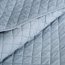 Cargar imagen en el visor de la galería, Ava Diamond Oversized Cotton Quilt Set
