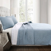 Cargar imagen en el visor de la galería, Ava Diamond Oversized Cotton Quilt Set
