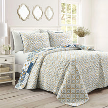 Load image into Gallery viewer, Monique Patch 3 Piece Quilt Set
