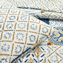 Load image into Gallery viewer, Monique Patch 3 Piece Quilt Set
