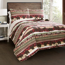 Load image into Gallery viewer, Holiday Lodge Quilt 3 Piece Set
