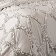 Cargar imagen en el visor de la galería, Avon 3 Piece Comforter Set
