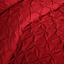 Cargar imagen en el visor de la galería, Ravello Pintuck 5 Piece Comforter Set
