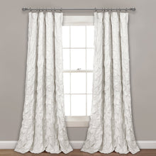 Carregar imagem no visualizador da galeria, Ravello Pintuck Window Curtain Panel
