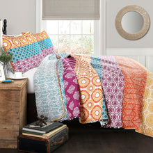 Load image into Gallery viewer, Bohemian Stripe Quilt 3 Piece Set
