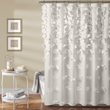 Carregar imagem no visualizador da galeria, Riley Shower Curtain
