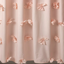 Cargar imagen en el visor de la galería, Riley Shower Curtain
