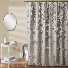 Carregar imagem no visualizador da galeria, Riley Shower Curtain
