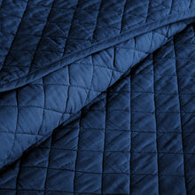 Cargar imagen en el visor de la galería, Ava Diamond Oversized Cotton Quilt Set
