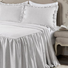 Cargar imagen en el visor de la galería, Ticking Stripe Bedspread Set
