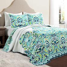 Carregar imagem no visualizador da galeria, Clara Quilt 3 Piece Set
