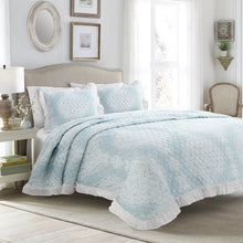 Cargar imagen en el visor de la galería, Lucianna Ruffle Edge Cotton Bedspread Set
