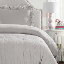 Carregar imagem no visualizador da galeria, Reyna Comforter Set Back To Campus Dorm Room Bedding
