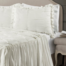 Carregar imagem no visualizador da galeria, Ravello Pintuck Ruffle Skirt Bedspread Set
