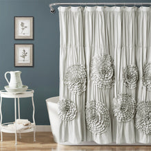 Cargar imagen en el visor de la galería, Serena Shower Curtain
