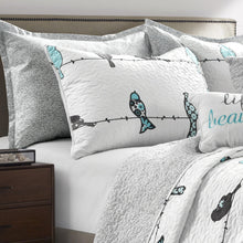 Load image into Gallery viewer, Rowley Birds Quilt 7 Piece Set
