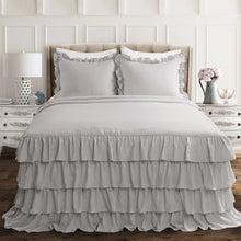 Cargar imagen en el visor de la galería, Allison Ruffle Skirt Bedspread Set
