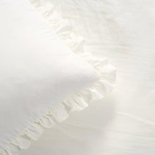 Cargar imagen en el visor de la galería, Allison Ruffle Skirt Bedspread Set
