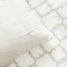 Carregar imagem no visualizador da galeria, Ravello Pintuck Caroline Geo Comforter Set Back To Campus Dorm Room Bedding
