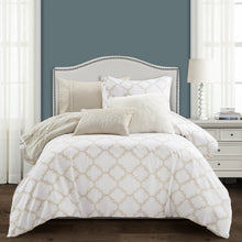 Cargar imagen en el visor de la galería, Ravello Pintuck Caroline Geo Comforter Set Back To Campus Dorm Room Bedding
