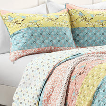 Cargar imagen en el visor de la galería, Royal Empire 3 Piece Quilt Set
