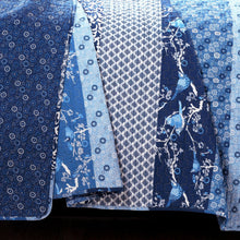 Cargar imagen en el visor de la galería, Royal Empire 3 Piece Quilt Set
