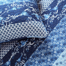 Cargar imagen en el visor de la galería, Royal Empire 3 Piece Quilt Set
