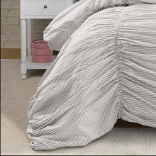 Cargar imagen en el visor de la galería, Ruching Ticking Stripe 3 Piece Comforter Set
